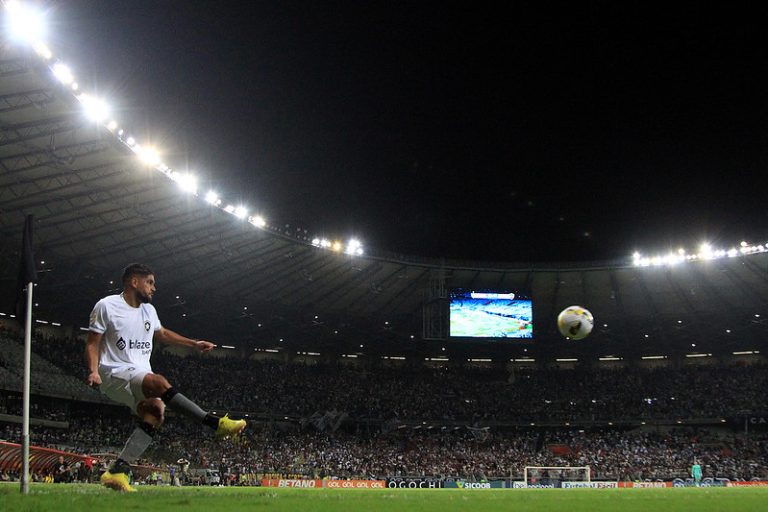 Botafogo x Santos: onde assistir, horário, escalações e arbitragem