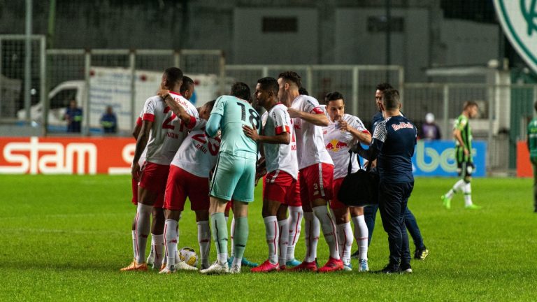 Barcelona de Guayaquil e Bragantino se enfrentam nesta quarta-feira (17). Foto: Divulgação / Sipa USA / Alamy Stock Photo