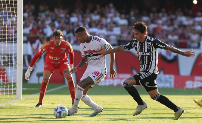 São Paulo x Atlético-MG - Rubens Chiri e Nilton Fukuda / saopaulofc