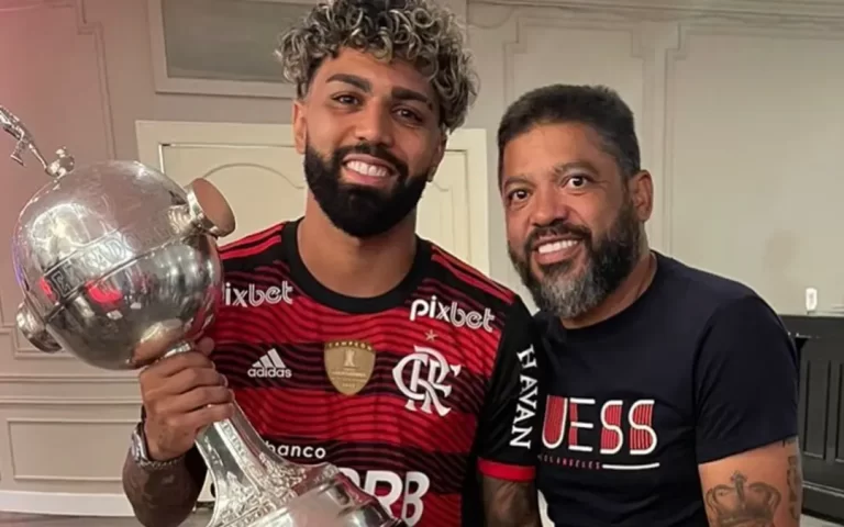 Valdemir Silva postou uma foto em defesa do seu filho Gabriel, em seu Instagram - Reprodução