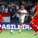 São Paulo x Athletico-PR em campo no Morumbis pelo Brasileirão 2024