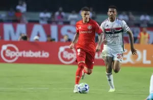 são paulo x internacional em campo pelo Brasileirão