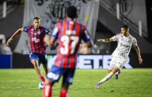 Bahia x Santos em campo pelo Brasileirão 2025