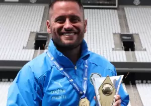 Lucas Andrade treinador do Palmeiras sub-20