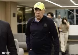 Carlo Ancelotti chega ao Rio de Janeiro nesse