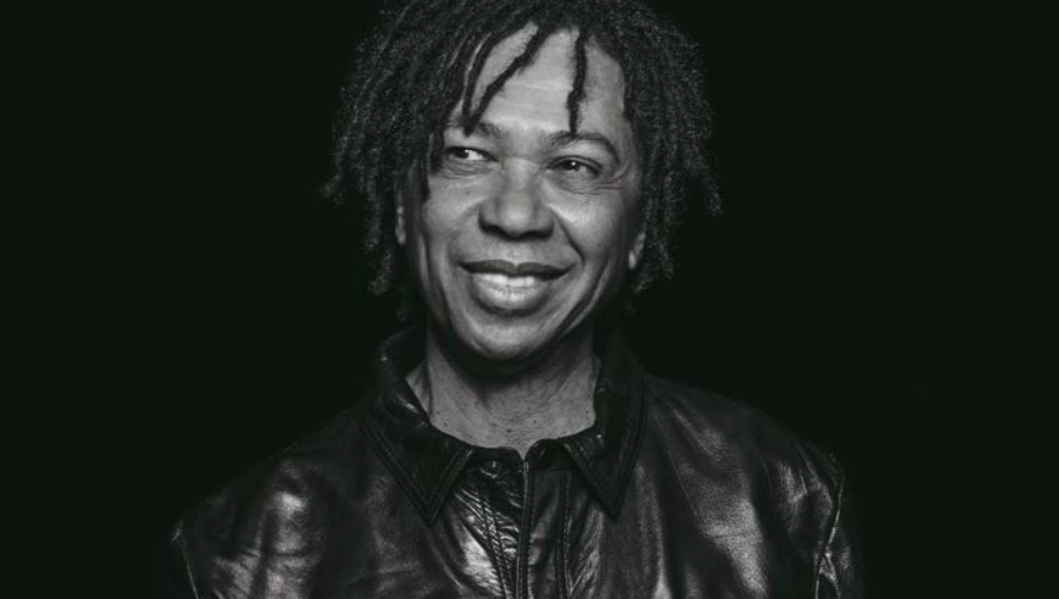 Djavan sonhou com carreira como jogador de futebol antes da música