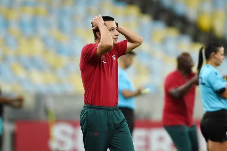 Eduardo Barros, auxiliar técnico do Fluminense