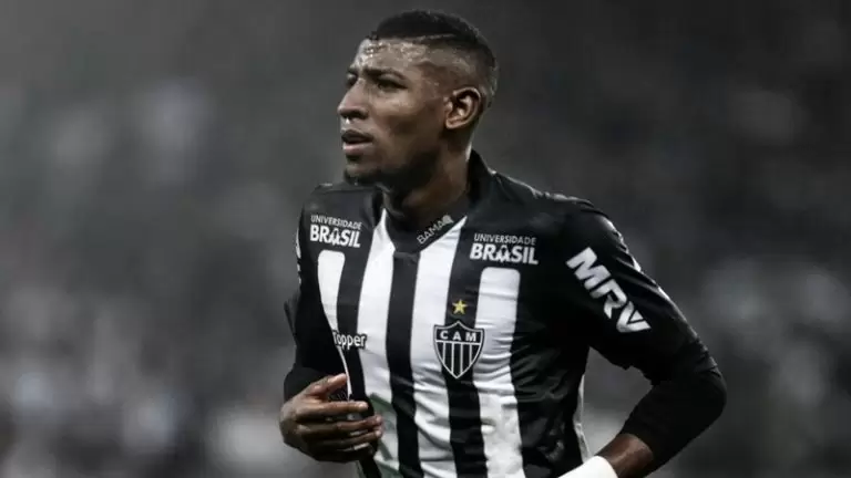 Emerson Royal no Atlético MG