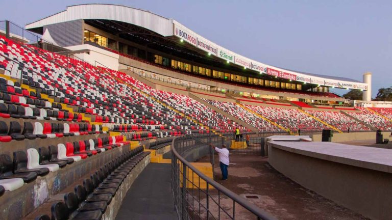 Botafogo-SP x Corinthians - quantos ingressos já foram vendidos?