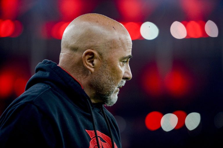 Diretoria do Flamengo toma decisão sobre Sampaoli; confira