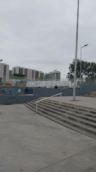 torcida botafogo protesta contra Bruno Lage