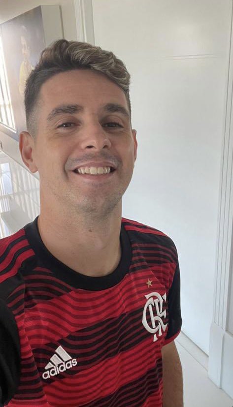 Oscar revela foto com camisa do Flamengo: "Vazou"