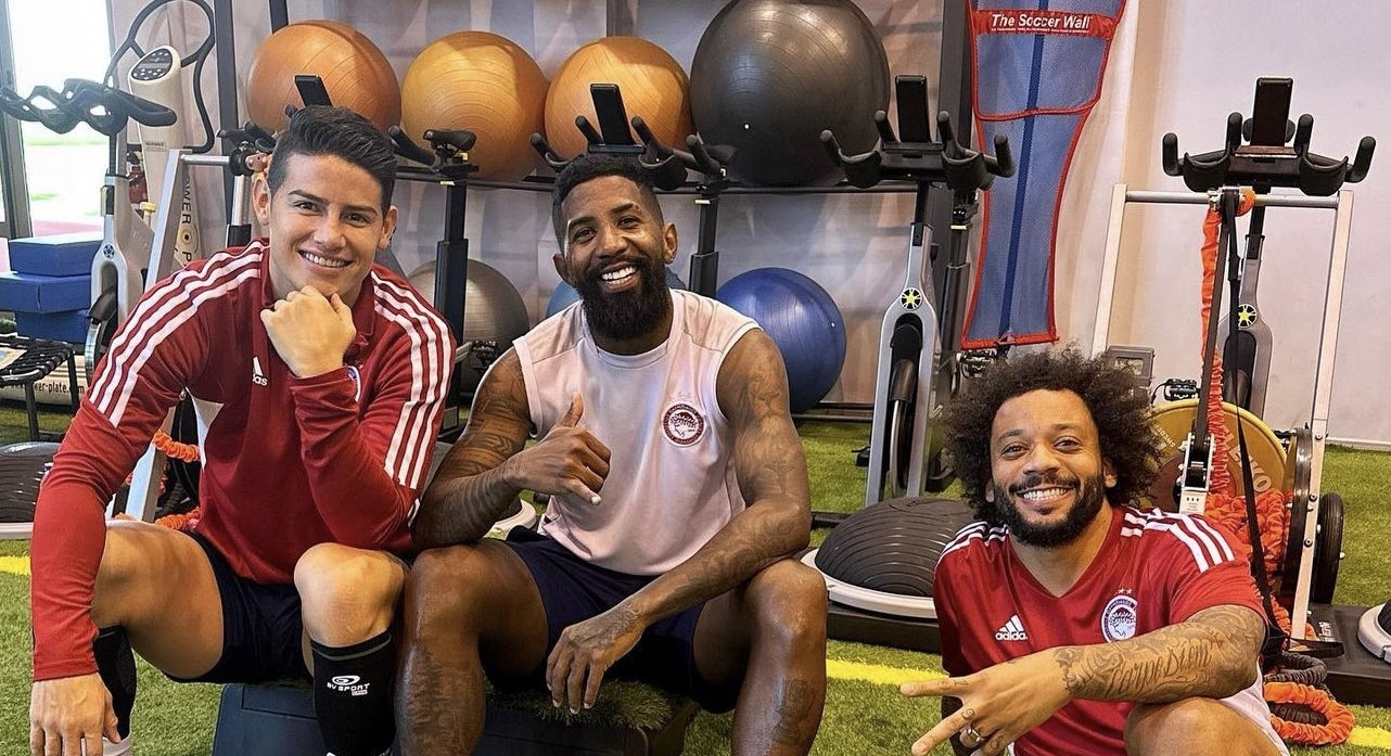 Ex Flamengo Rodinei Posta Foto Com Marcelo E James Rodríguez