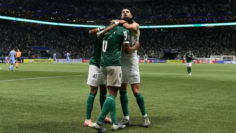 Flaco López comemora gol contra o Sporting Cristal, pela Libertadores, na arena Allianz Parque