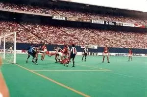Flamengo x Alianza Lima no Giants Stadium em 1990