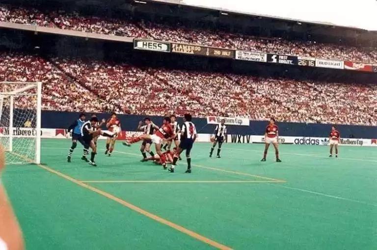 Flamengo x Alianza Lima no Giants Stadium em 1990