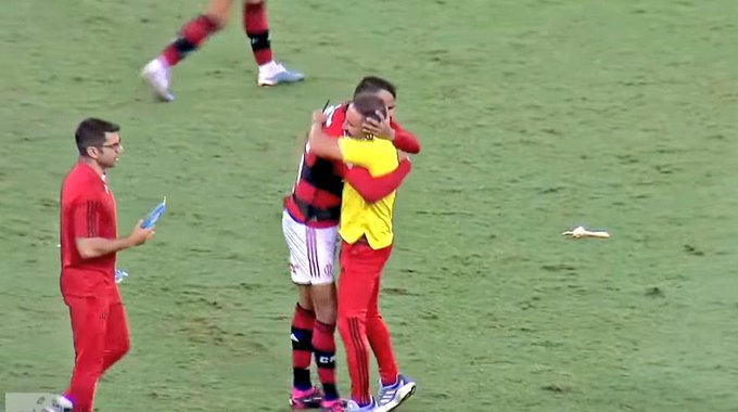 Vítor Pereira destaca evolução no Flamengo após vitória contra o Vasco