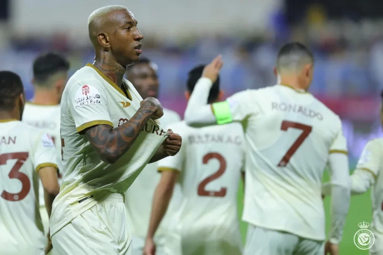 Com golaços, Talisca volta ao topo da artilharia do Campeonato Saudita junto a ex-Manchester United