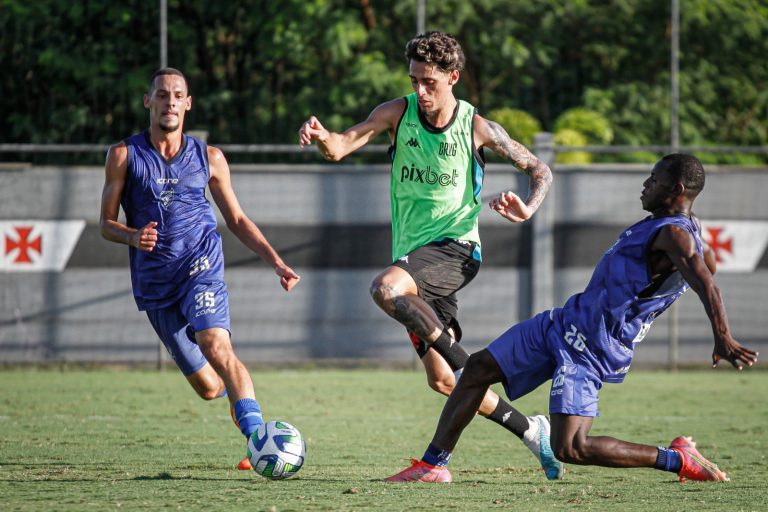 Vasco vence jogo-treino contra Artsul nesta segunda (10)