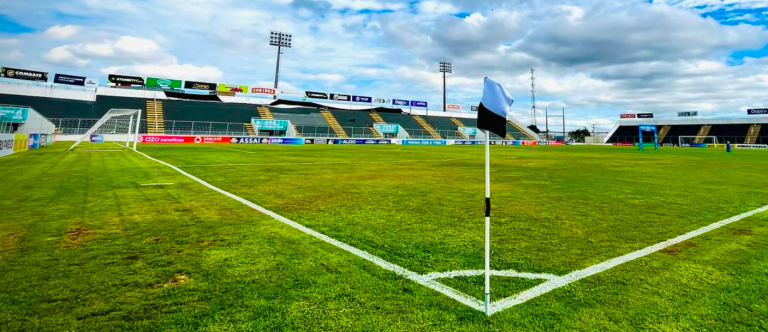 Foto do Estádio Coaracy da Mata Fonseca (Fumeirão), em Arapiraca (AL)