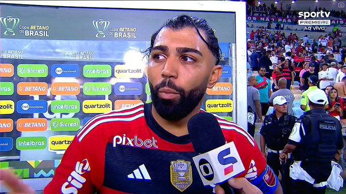 Gabigol pede paciência para torcida do Flamengo: "Precisamos do apoio do torcedor"