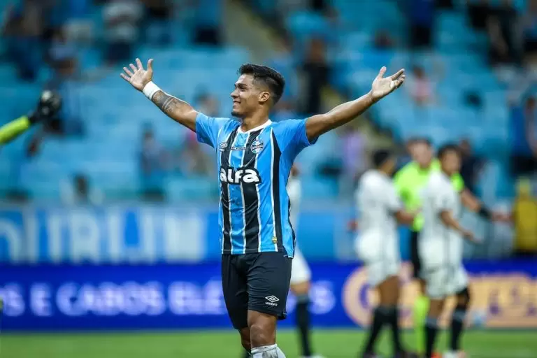 Matías Arezo no Grêmio