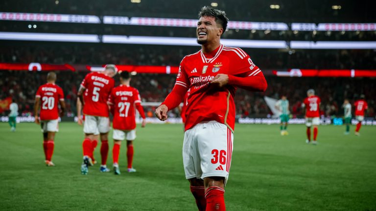 Marcos Leonardo faz mais um gol pelo Benfica e recebe elogio de craque do Liverpool (Foto: Divulgação / Benfica)