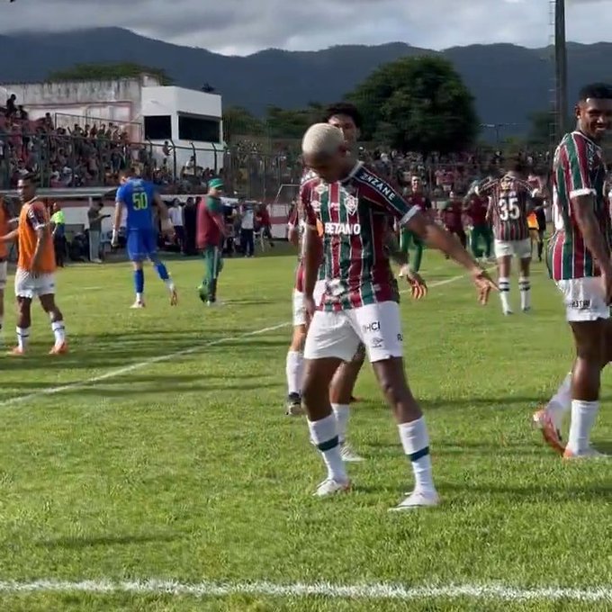 Isaac fez gol na vitória do Fluminense