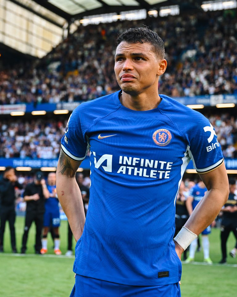 Thiago Silva se emociona na despedida do Chelsea