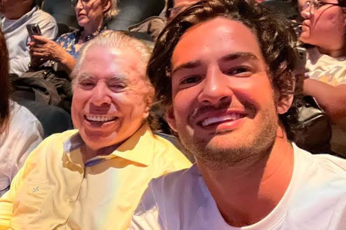 Alexandre Pato e Silvio Santos