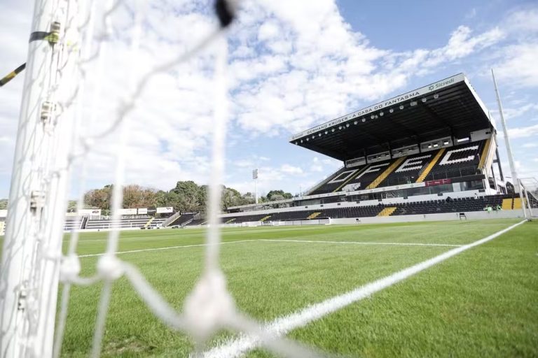 Germano Krüger, estádio do Operário-PR