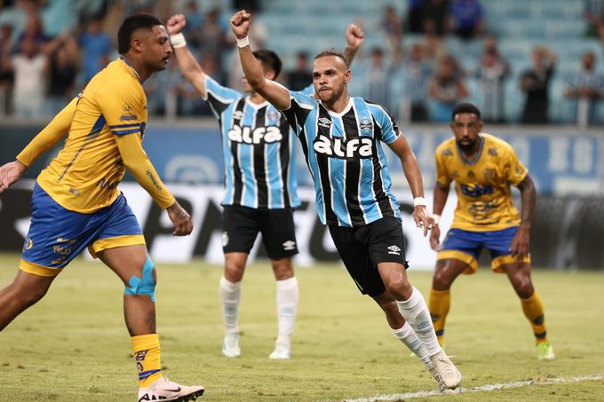 Braithwaite do Grêmio