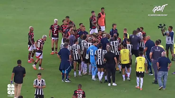 Briga em Flamengo x Botafogo