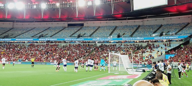 Flamengo x Maricá no Maracanã