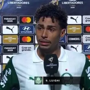 Luighi, do Palmeiras, chora em entrevista após sofrer crime de racismo no Paraguai