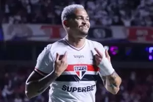 Luciano fez os gols da vitória do São Paulo na Copa do Brasil