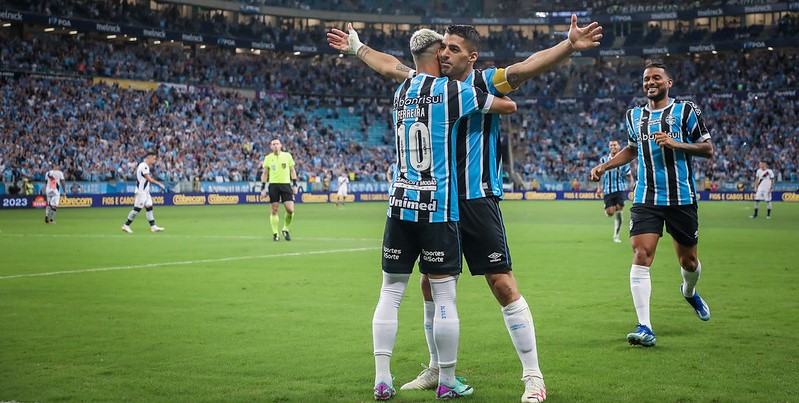 Fluminense e Grêmio FBPA ao vivo assistir tv 07.12.2023 há 1, Players Of  the Stage Group