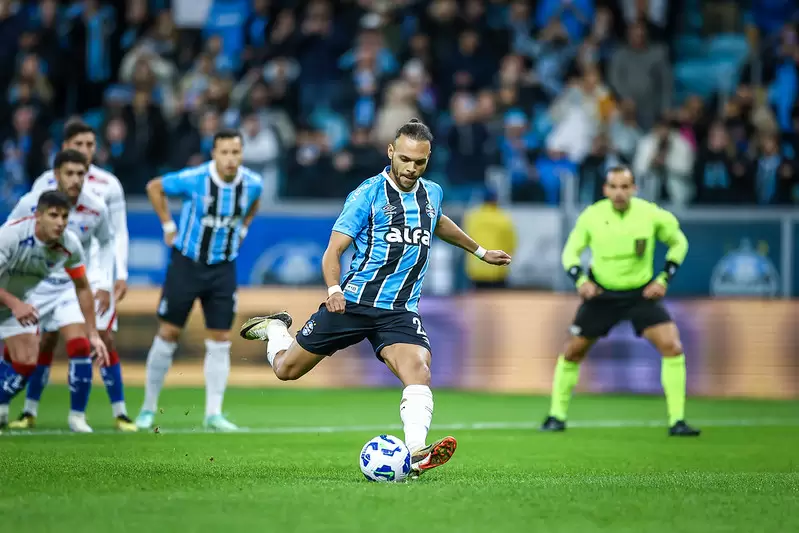Grêmio x Fortaleza pelo Brasileirão 2025