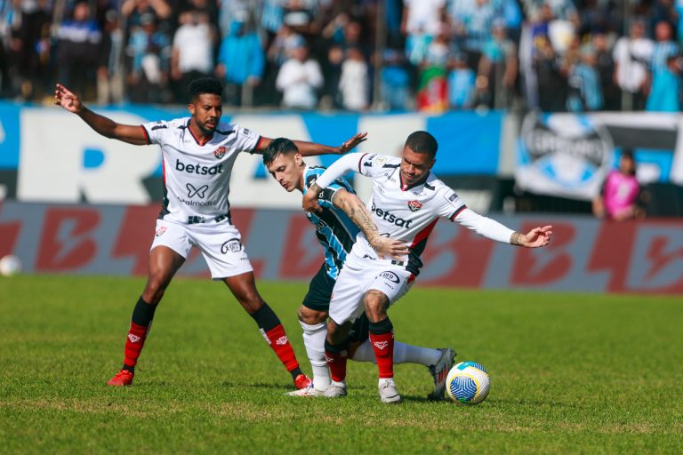 Grêmio x Vitória pelo Brasileirão 2024