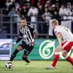 Neymar jogou no amistoso entre Santos e RB Leipzig