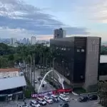 Torcida do Corinthians protesta no Parque São Jorge
