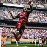 Wallace Yan no Flamengo comemora gol