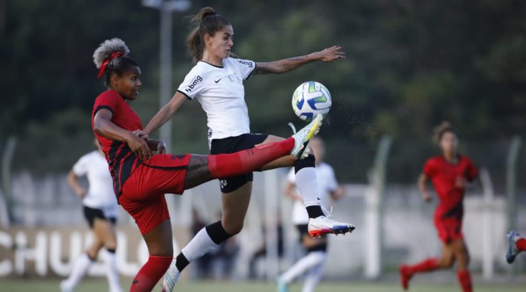 Corinthians vence Athletico-PR e segue líder do Brasileirão Feminino. Foto: Rodrigo Gazzanel/Corinthians