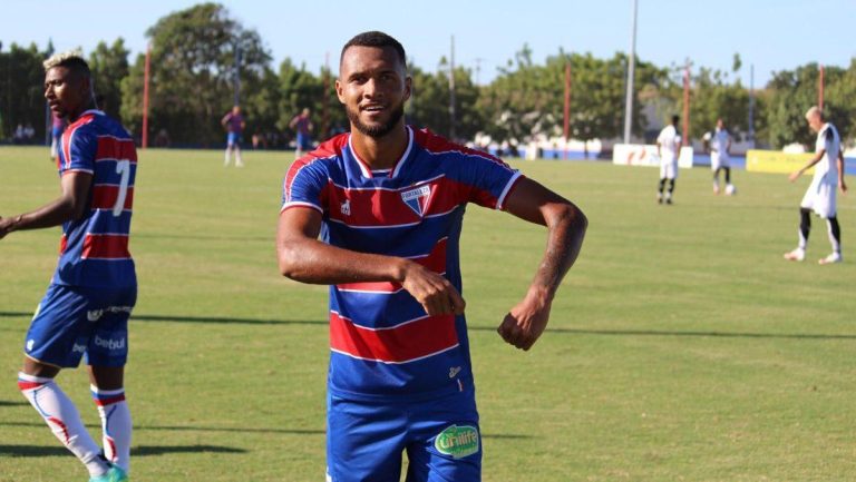 Gustavo Coutinho atuou por empréstimo em outros dois clubes durante 2022, e agora, irá ao Atlético-GO. Foto: Karim Georges/Fortaleza