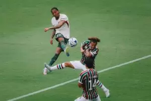 João Pedro fez seu primeiro gol contra o Fluminense