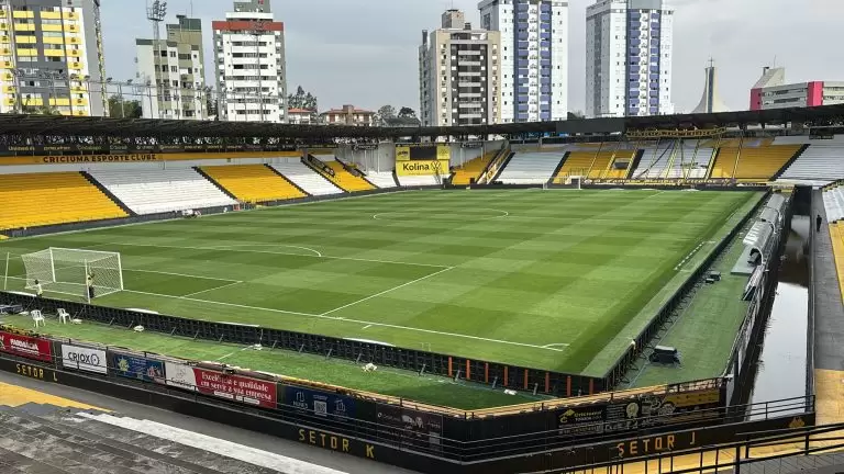 Heriberto Hulse, estádio do Criciúma