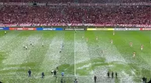 Papel picado no Beira-Rio