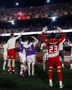 São Paulo comemorando classifiacção na Libertadores