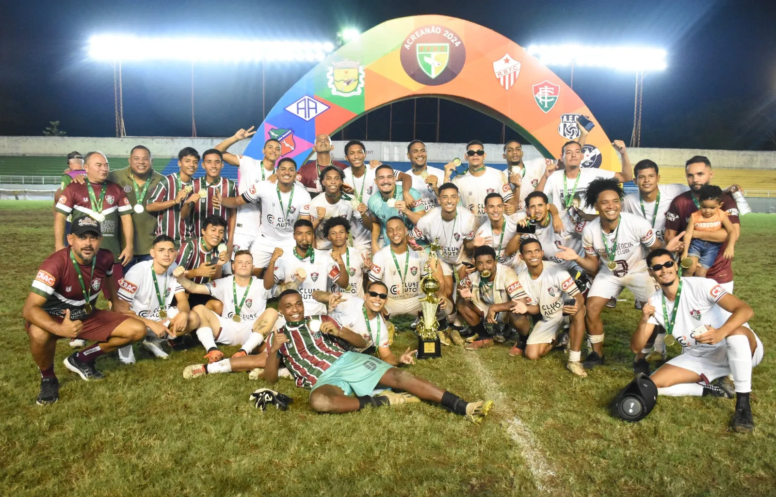 Independência-AC encerrou jejum de 26 anos sem erguer a taça de campeão da elite do Acreanão, em 2024. Foto: Manoel Façanha/FFAC