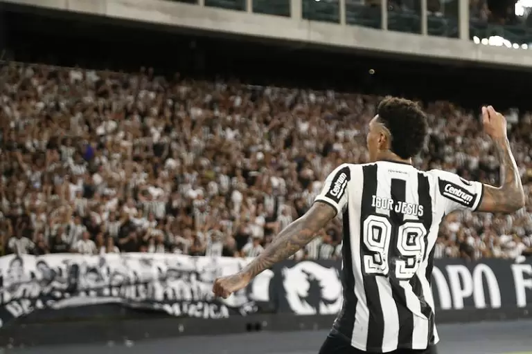 Igor Jesus em Botafogo x Universidad de Chile pela Conmebol Libertadores no Estadio Nilton Santos